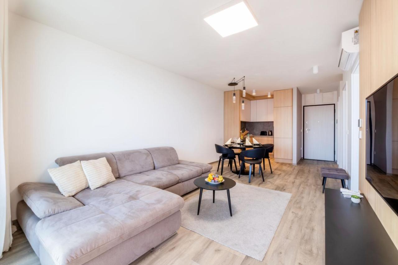 Myflat Casa Coral Apartment Siofok Ngoại thất bức ảnh