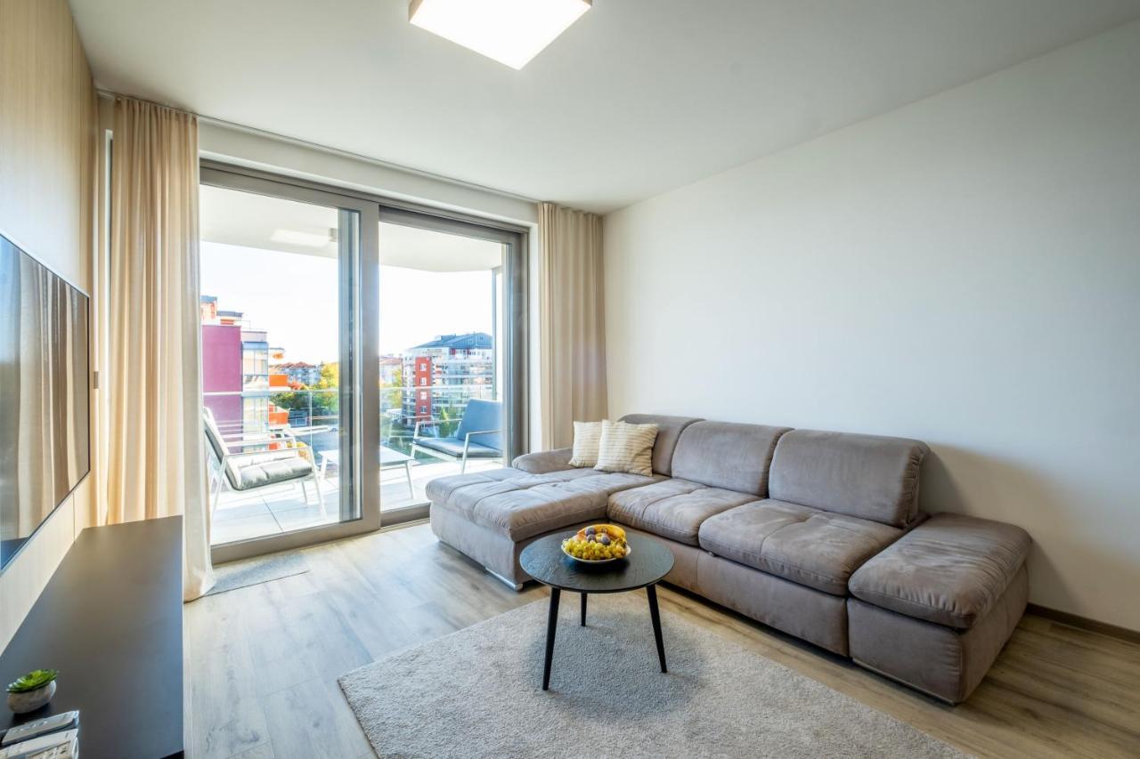 Myflat Casa Coral Apartment Siofok Ngoại thất bức ảnh